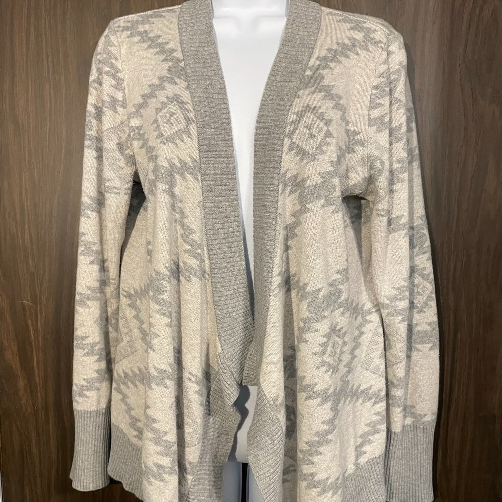 Maurices Gray Open Front Cardigan Sweater Aztec Tribal Geo Style Top